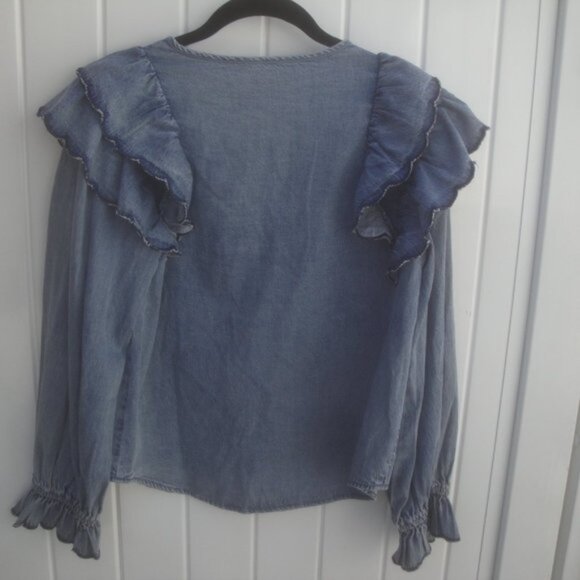 Stellah Blouse Women's Size Small Washed Blue Denim (2) rows of Ruffles Preppy - Picture 4 of 5